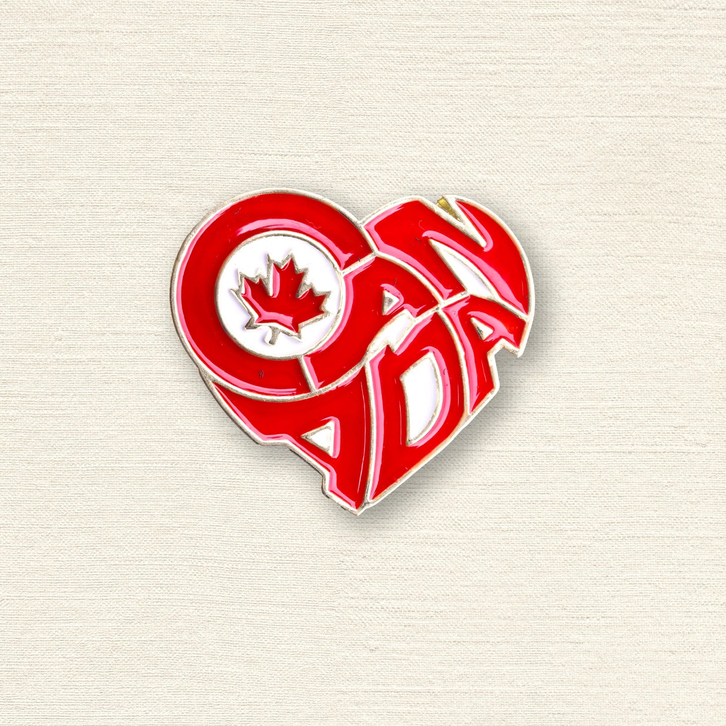 Canada Heart Enamel Pin – Maple Leaf Red and White Patriotic Souvenir Gift Lapel Pins
