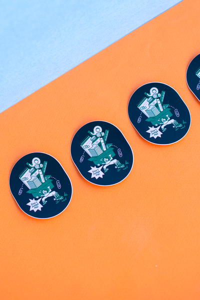 Sticker : Don't Judge Me!