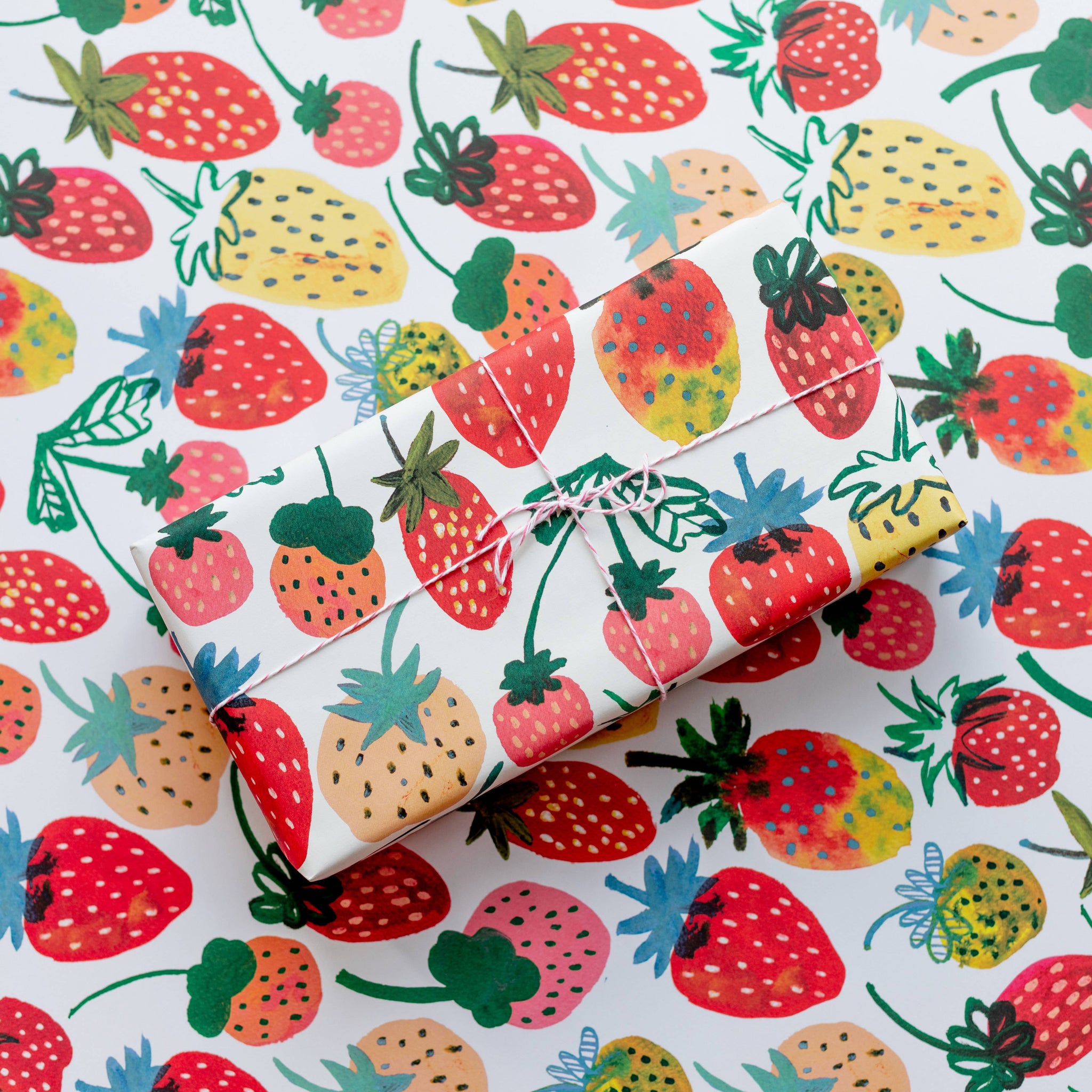 STRAWBERRIES – Wrapping Paper
