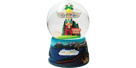 Snow Globe-Totem Pole