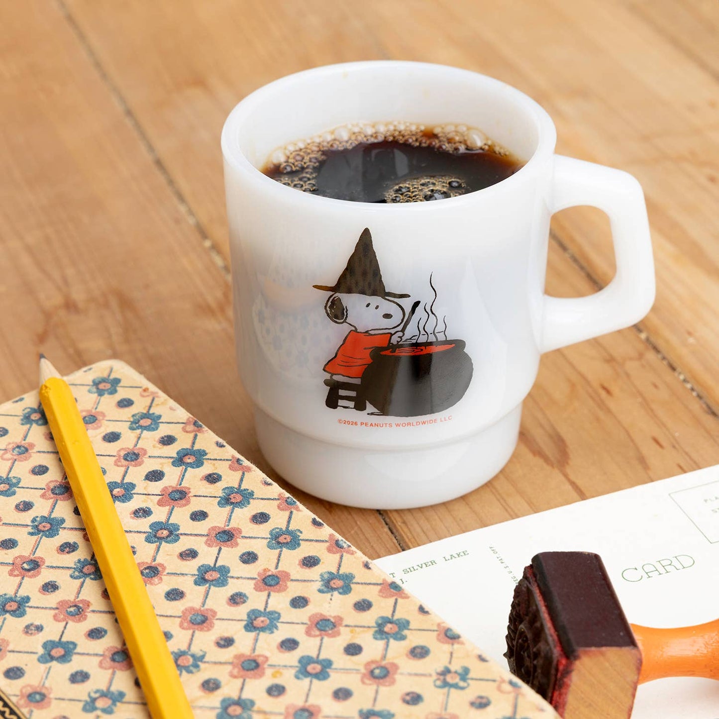 3P4 x Peanuts® Halloween - Snoopy Witch Milk Glass Mug