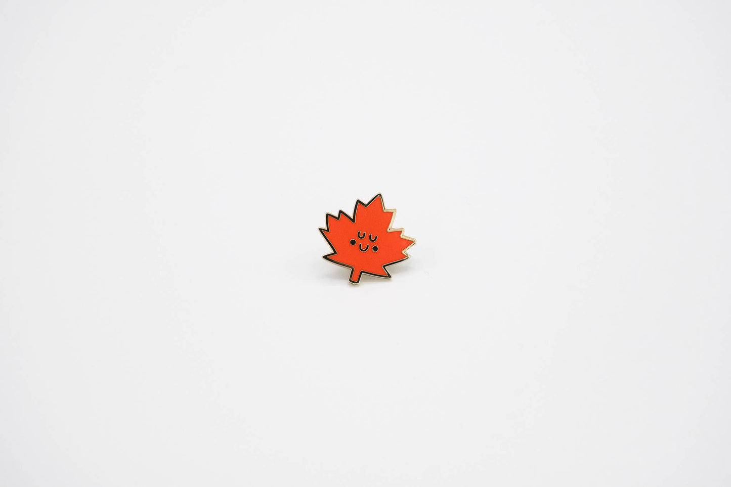 Maple Leaf - enamel pin 🍁