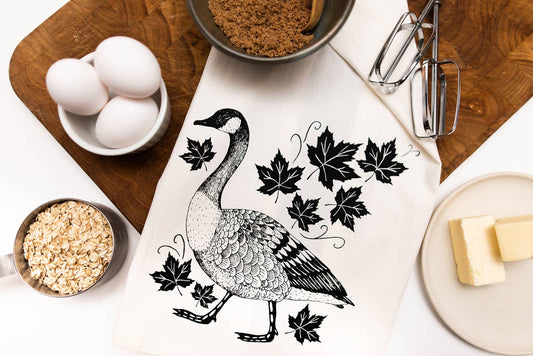 Canada Goose Tea Towel /Dish Towel/Maple Leaf /Kitchen Towel