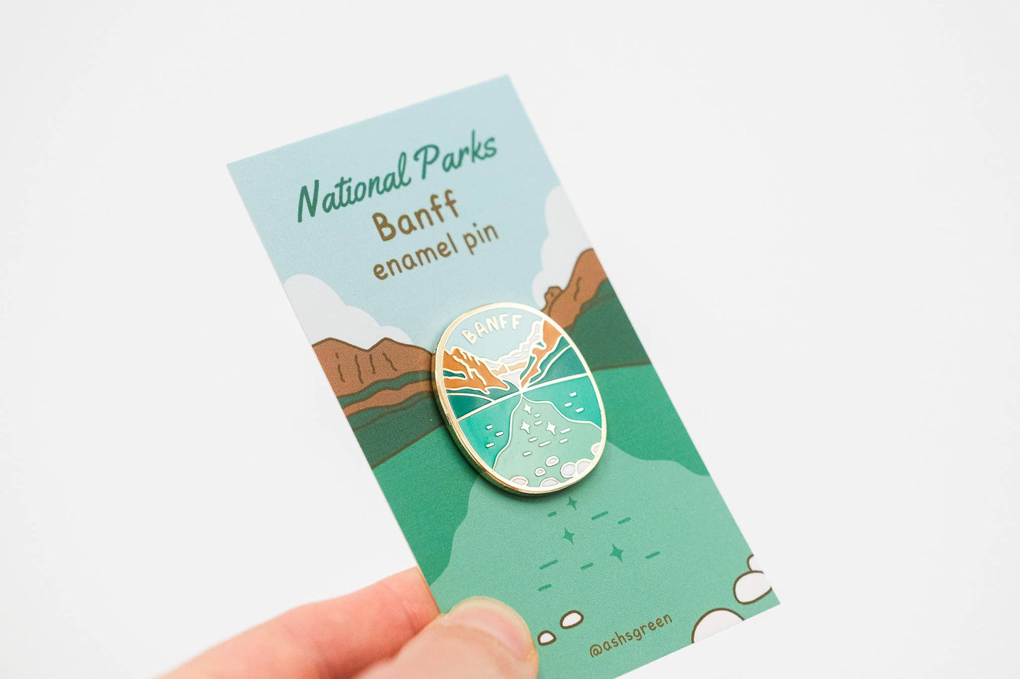 Banff National Park, Lake Louise - enamel pin ✨