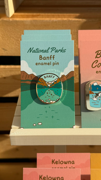 Banff National Park, Lake Louise - enamel pin ✨